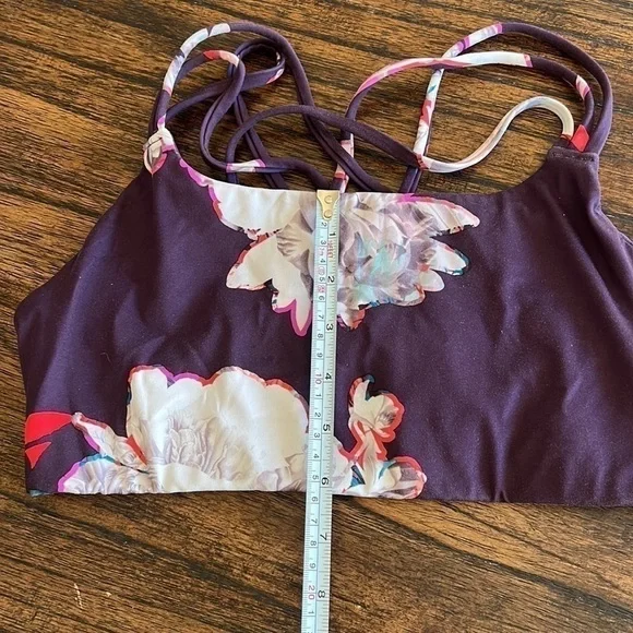 athleta HYPER FOCUSED PRINT BRA IN POWERVITA | Color: New Botanical | size M - Picture 7 of 8